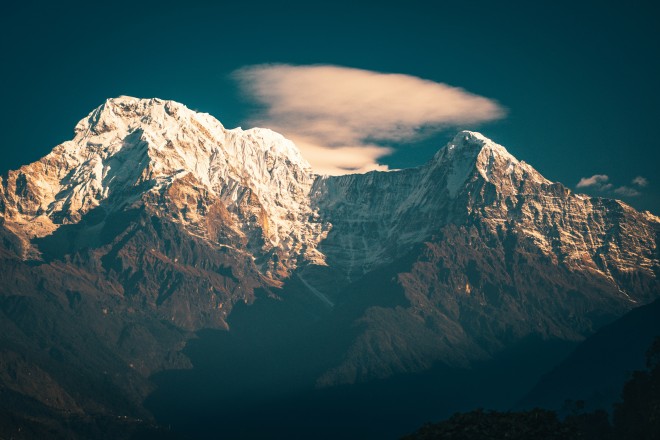 Serene Himalayan Landscape